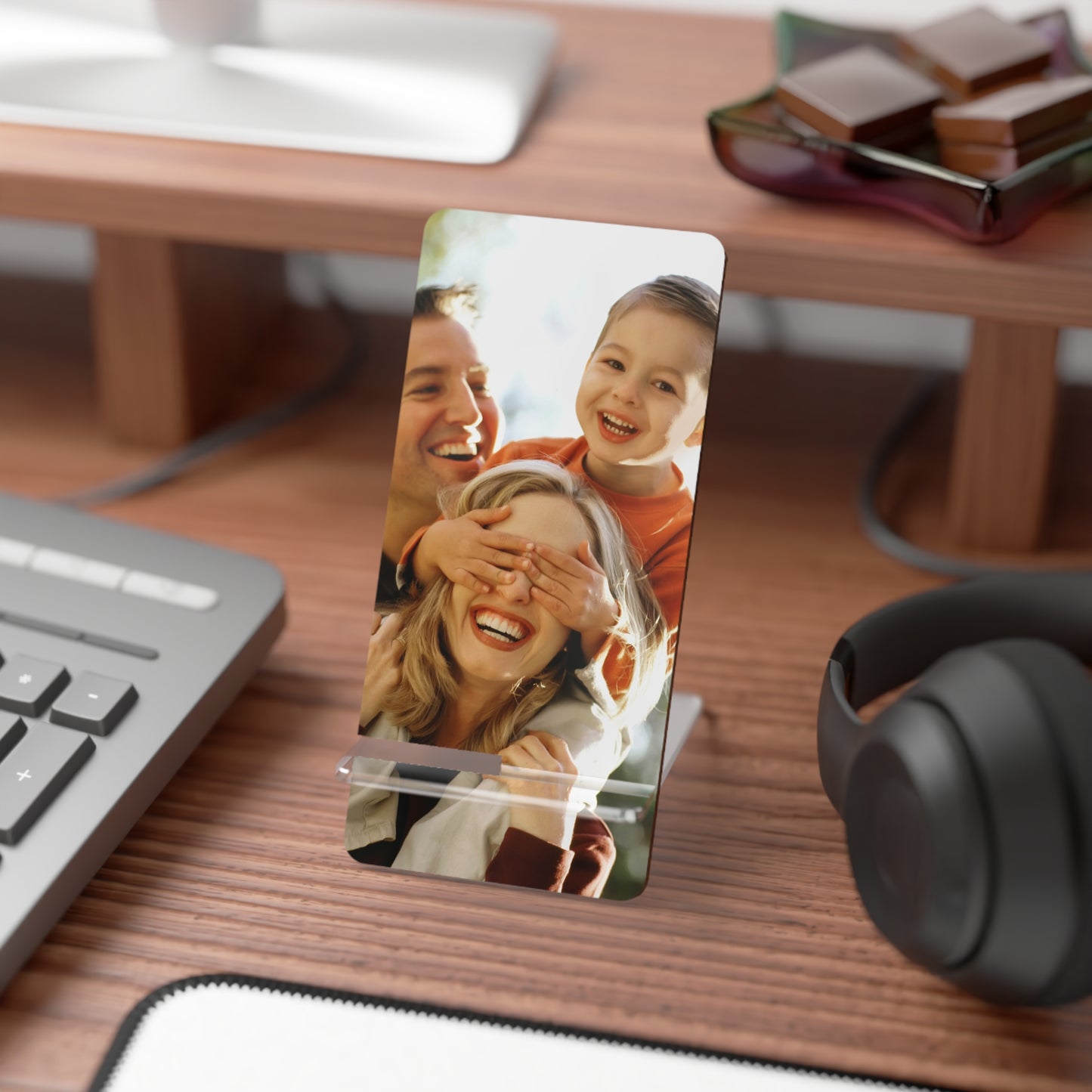 Custom Family Picture Phone Stand – Personalized Smartphone Display, Desk Organizer, Stocking Stuffer Gift under $10, Family Photo Mobile Display